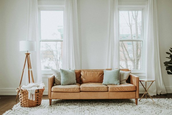 What's the Best Way to Create an Inviting Home Entryway with Smart Storage Solutions?