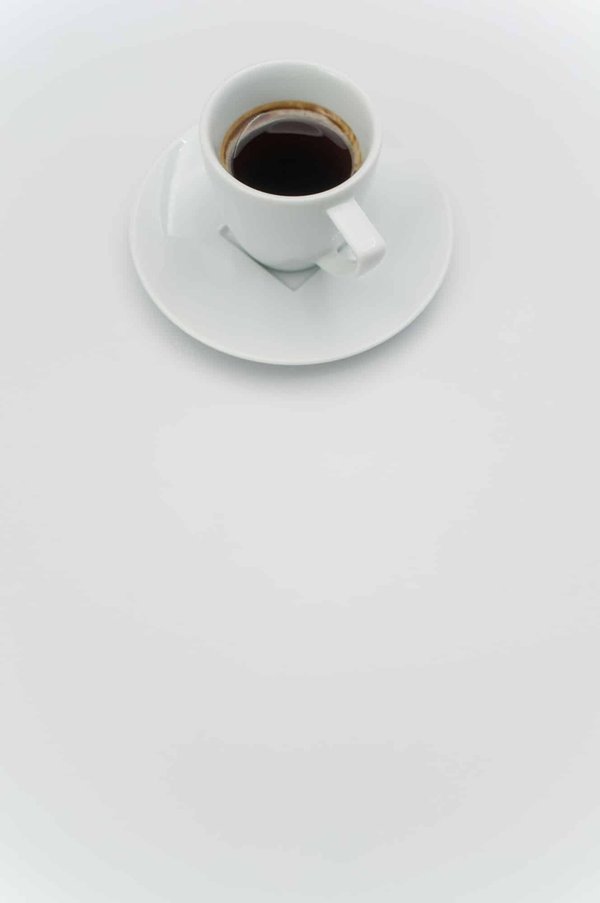 Top 10 benefits of using porcelain stoneware in your living space
